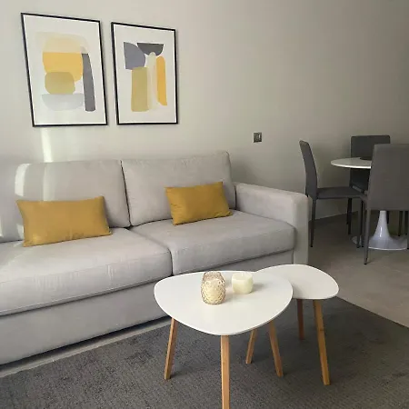 Апартаменты Castelar